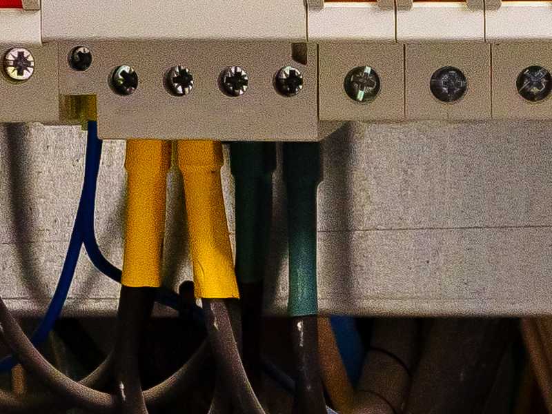Jak działa różnicówka i dlaczego chroni przed porażeniem?